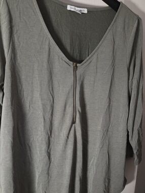 Green Envelope Olive Green Zip-Front Long Sleeve Tee